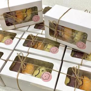 10pcs 크래프트 종이 창 선물 상자 생일 사탕 컵케익 포장 상자 투명 보석 디스플레이 포장 상자 주최자