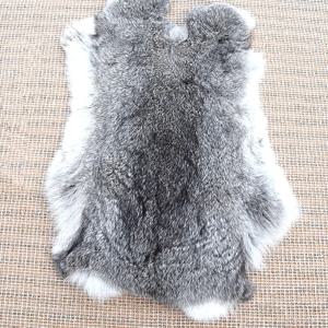 새로운 인공 토끼 모피 불규칙한 모양 천연 토끼 모피 가죽 부드러운 푹신한 플러시 DIY 담요 카펫 의류 봉제 재료