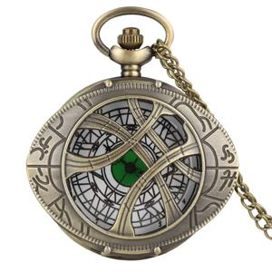Marvel Doctor Strange 레트로 타원형 중공 눈 Agamotto 석영 주머니 시계 청동 스웨터 체인 남성용 골동품 목걸이 시계