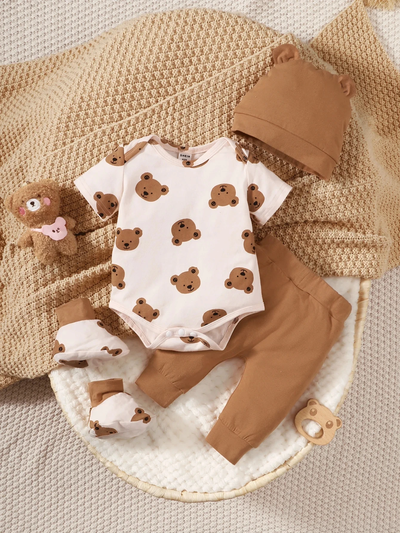 4PCS 의류 세트 0-9 개월 신생아 아기 소년 곰 짧은 소매 Romper + 바지 + 모자 + 양말 유아 아기 보름달 사진 의상