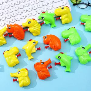 6-24PCS 물 장난감 모래 해변 장난감 미니 물 총 만화 디자인 야외 게임 여름 장난감 스포츠 파티 장난감 선물