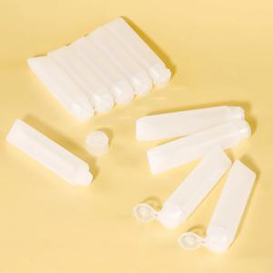 10pcs 30/50ml 빈 리필 가능 플라스틱 소프트 여행 짜기 튜브 병 플립 커버와 반투명 화장품 용기