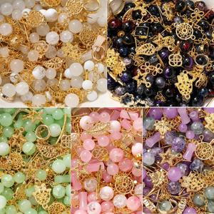 30-50 그램/몫 혼합 유리 구슬 금속 펜던트 스페이서 구슬 쥬얼리 액세서리 DIY 팔찌 목걸이 구두 쥬얼리 만들기