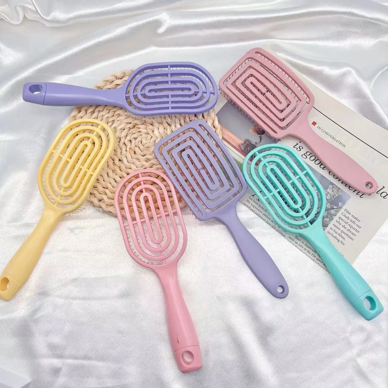 INS 헤어 빗 여성용 빗 핑크 & 퍼플 북유럽 스타일 탄성 빗 마카롱 컬러 푹신한 높은 두개골 빗 여성용 마사지 빗