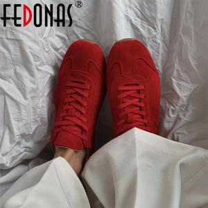 FEDONAS 2025 Ins 품질 여성 스웨이드 스니커즈 트레이닝 스포츠 신발 대비 캐주얼 신발 빅 사이즈 플랫 스니커즈 신발