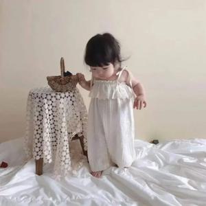 여름 코튼 솔리드 베이비 바디 슈트 소녀 느슨한 작업복 캐주얼 복장 0-2Y Baby Girls 통기성 슬링 바디 슈트