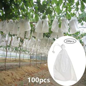 100pcs 정원 딸기 포도 과일 보호 가방 커버 식물 보육 가방 해충 방제 안티 버드 메쉬 가방 원예 보호