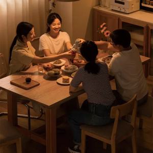 주방 바 테이블 공간 절약 접이식 거실 식사 현대 노트북 침대 테이블은 라운드 커피 저녁 식사 홈 가구를 제공합니다