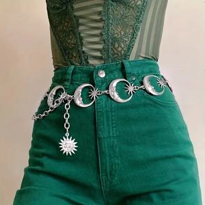 Boho Moon Sun 중공 허리 체인 Y2K 트렌드 술 드레스 체인 여성 조절 바디 벨트 배꼽 쥬얼리