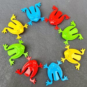30 Pcs 미니 캔디 컬러 점프 도약 개구리 바운스 Fidget 클래식 장난감 스트레스 릴리버 어린이 어린이 크리스마스 파티 호의 상품