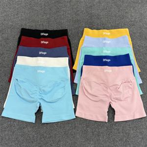 로고가있는 임팩트 반바지 낮은 허리 원활한 요가 반바지 Scrunch Bum 체육관 반바지 운동 바이커 짧은 스트레치 피트니스 의류