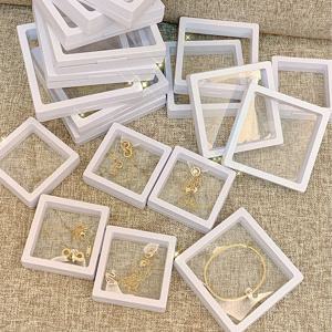 10PCS 플라스틱 3D 부동 보석 디스플레이 스탠드, 선물 가게 스토리지 주최자 상자에 대 한 명확한 목걸이 팔찌 홀더 도매
