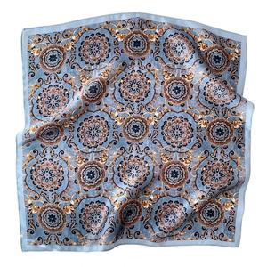 새로운 2025 Pashmina 100% 뽕나무 실크 스카프 패션 여성 여름 해변 작은 스카프 목도리 판초 53*53cm Hijab Bandana Kerchief
