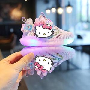 Sanrio 어린이 만화 헬로 키티 소년 소녀 미끄럼 방지 소프트 라이트 업 캐주얼 신발 운동화 학생 운동화 LED