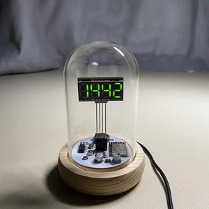 현대 레트로 LED 시계 디지털 야간 조명 데스크탑 USB 크리에이티브 시계 기술 장식 유리 커버, 수제, 신제품