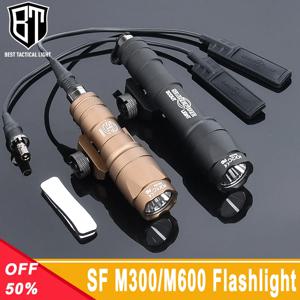 WADSN SF M300 M600 M300A M600C 손전등 400lm/600lm 백색 LED 라이트 맞는 20mm 레일 사냥 무기 Airsoft 스카우트 액세서리