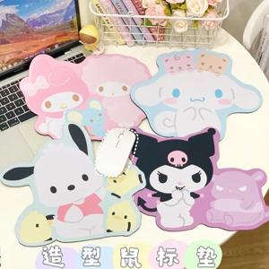 Kawaii Kuromi Cinnamoroll 마우스 패드 컴퓨터 귀여운 불규칙한 멜로디 미끄럼 방지 데스크 패드 컴퓨터 키보드 패드 소녀 선물
