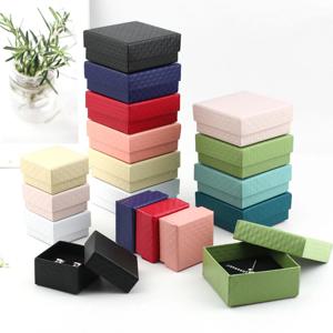 5Pcs 5x5x3cm 보석 선물 상자 반지 귀걸이 주최자 디스플레이 스터드 포장 여행 액세서리 블랙 스폰지 케이스 결혼식 호의