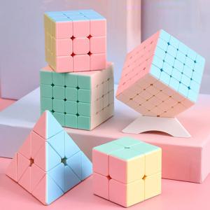 Mo Yu 마카롱 2x2 3x3 4x4 5x5 Pyraminxed 매직 큐브 장난감 세트 큐브 팩 마카롱 스티커없는 네오 전문 퍼즐 장난감 어린이를위한