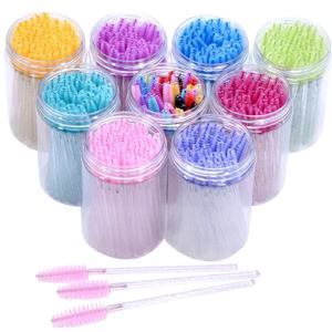 CNKESS 50Pcs/병 일회용 속눈썹 연장 마스카라 완드 반짝이 마이크로 래쉬 브러쉬 스풀리 컨테이너 케이스 도매