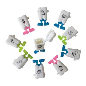 10PCS 아기 치아 상자 만화 어린이 치아 주최자 수집 케이스 플라스틱 우유 치아 보관 상자 저장 용기 작은 크기
