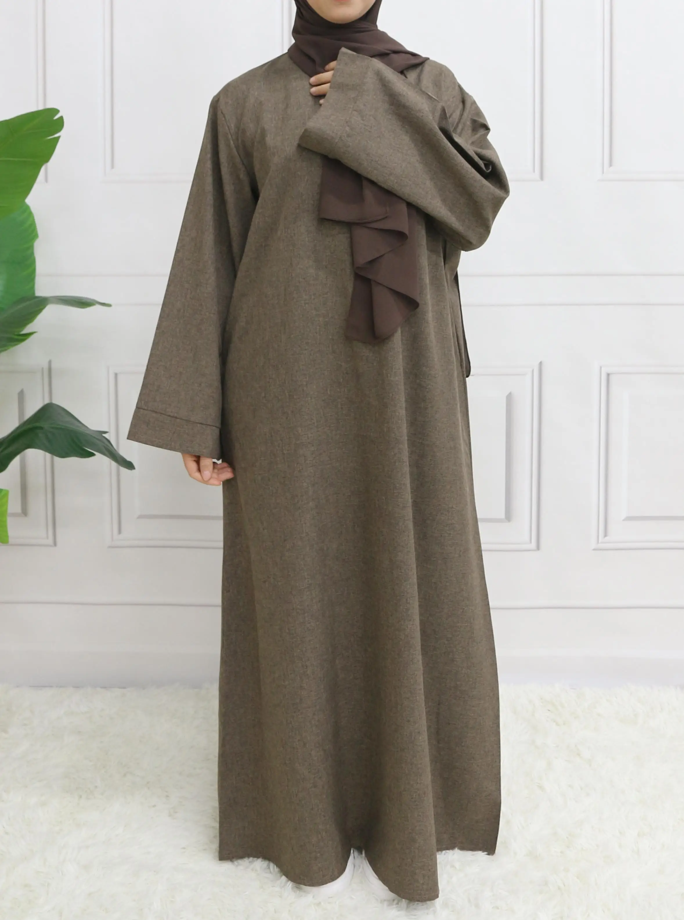 겸손한 폐쇄 일반 긴 소매 Abaya Hijab 없이 벨트 기본 이슬람 Eid 옷 드레스