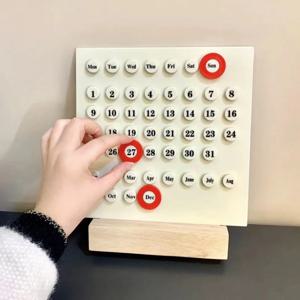 1pc 나무 영구 달력 몬테소리 달력 귀여운 책상 달력 조정 가능한 주 월 날짜 표시 달력 홈 오피스 데스크