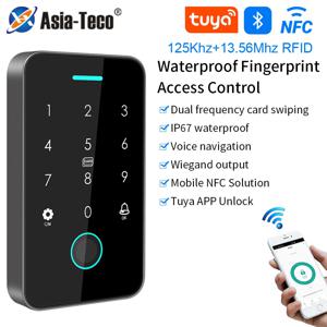 듀얼 RFID 125Khz + 13.56MHz NFC Tuya 야외 지문 액세스 제어 키패드 IP67 방수 생체 인식 게이트웨이가있는 도어 오프너