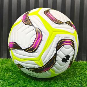 프리미엄 인조 가죽 축구공 - 사이즈 5, 향상된 성능과 내구성을 위한 완벽한 디자인, 성인 경기용으로 이상적