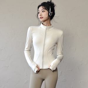 긴 소매 스포츠 자켓 여성 지퍼 피트니스 요가 셔츠 겨울 따뜻한 체육관 탑 Activewear 러닝 코트 사이클링을위한 운동복
