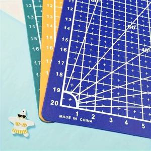 A4 자가 치유 커팅 매트 1팩 - 바느질, 스크랩북 및 직물용 그리드가 있는 양면 플라스틱 공예 보드