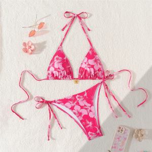 섹시한 장미 붉은 꽃 프린트 마이크로 끈 팬티 비키니 여성 수영복 2025 String Halter 수영복 수영복 트라이앵글 비키니 세트