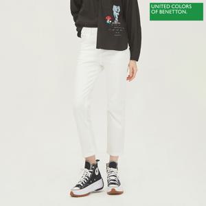 베네통 포켓 포인트 일자핏 데님팬츠 BADPA3411_WH