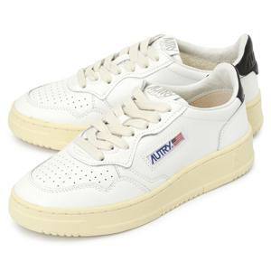AULW LL22 WHT BLACK 여자 스니커즈