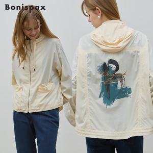 (Bonispax)] 뒷판 프린트 밑단셔링 후드 숏 점퍼 (택가격: 179000원)