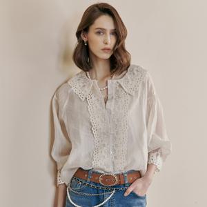 라운드 카라 아일렛 레이스 블라우스