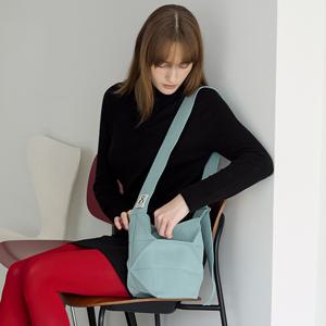 Lucky Pleats Knit Off City Bucket ALL