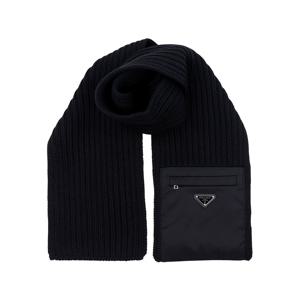삼각 로고 지퍼 포켓 울 머플러 UMS354 1WTO F0002