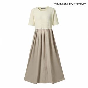 정상가:89,000원 ㅣ [미니멈 에브리데이]배색 라운드 셔링 반팔 원피스 (EB2OW049D)