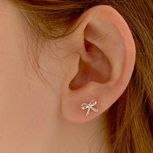 [진주 귀걸이 기프트 이벤트] Petit ribbon piercing