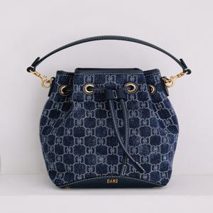 [닥스 액세서리] [[24FW]] DCBA4F224N2 [DD BARNET DENIM] 네이비 DD패턴 데님 자카드 드로우스트링백