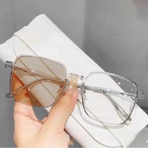 남녀공용 변색 블루라이트 차단 안경 가벼운 뿔테 빅 프레임 선글라스