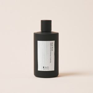 565도 대나무 차콜 엑스폴리에이팅 앤 브라이트닝 바디워시 _각질제거 및 피부를 더 환하고 상쾌하게