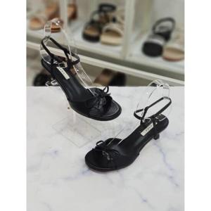 한슈 세이브존07 오픈토 리본장식 미들힐 HS039034kr