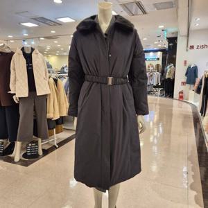 [BCBG] 비씨비지 겨울24 밍크 카라 다운 B4DAF829