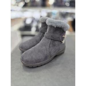 무크 세이브존05 여성 몰드형 리얼퍼 3cm 어그털부츠 516122676