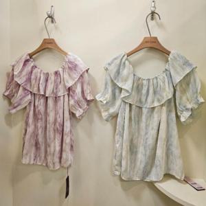 스테파니 HC07 수채화 프릴 오프숄더 블라우스 A25SH5229