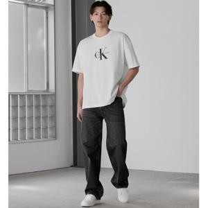 CK진 남성 배기핏 블랙 스모크 데님(4RB920G)