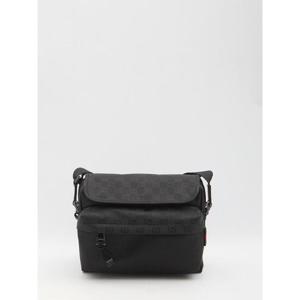 GUCCI 미디엄 GG 숄더백 8168201047