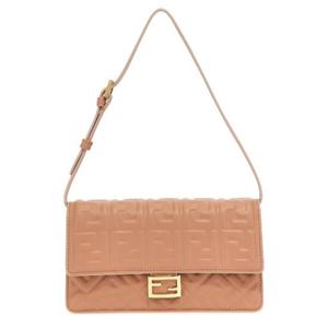 FENDI 체인에 & 39 바게트& 39  지갑 8M0498AAJDF1SK3